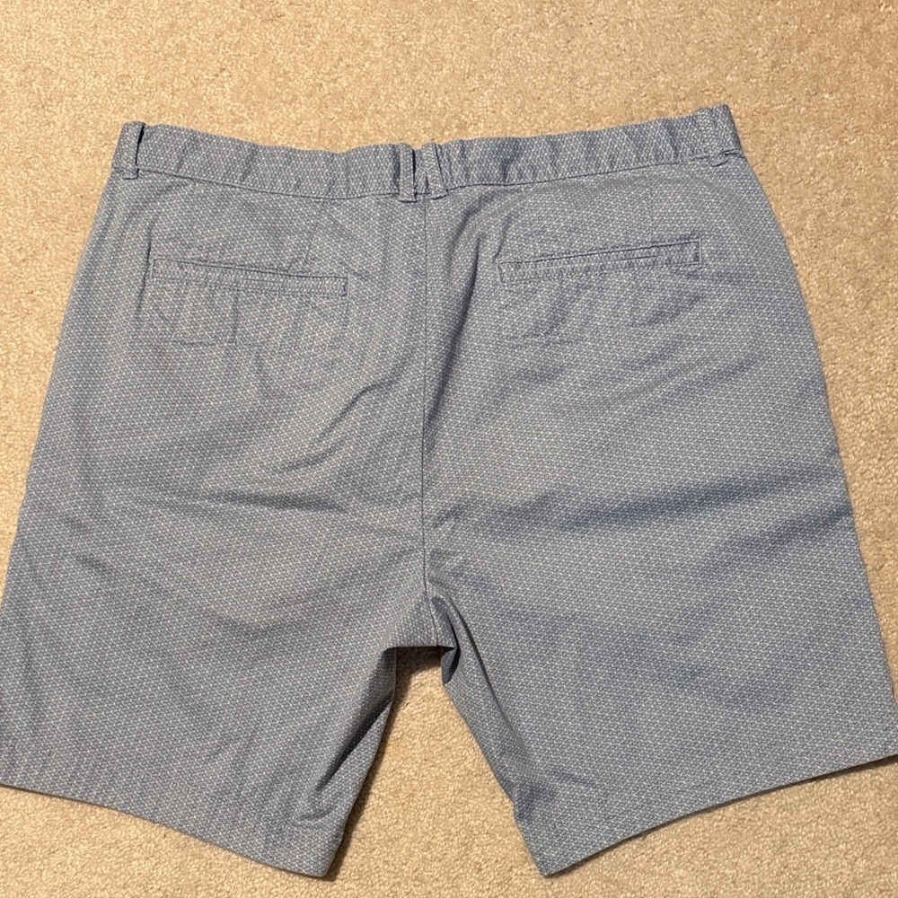 Calvin Klein Men's Patterned Blue Shorts - Picture 6 of 7